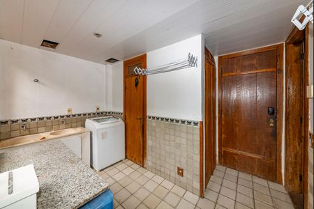 Casa à venda com 400m², 4 quartos e 4 vagasÁrea de Serviço