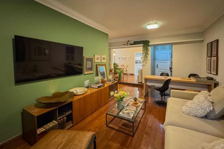 Apartamento à venda com 140m², 4 quartos e 1 vaga Apartamento à venda com 140m², 4 quartos e 1 vagaSala