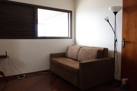 Apartamento à venda com 168m², 4 quartos e 3 vagas Apartamento à venda com 168m², 4 quartos e 3 vagasSuite 2