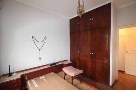 Casa à venda com 265m², 8 quartos e 5 vagasCasa 1 - Quarto 1