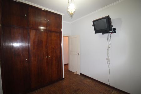 Casa à venda com 265m², 8 quartos e 5 vagasCasa 1 - Quarto 2