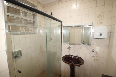 Casa à venda com 265m², 8 quartos e 5 vagasCasa 2 - Banheiro 2