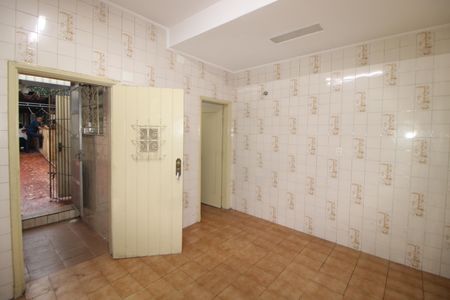 Casa à venda com 265m², 8 quartos e 5 vagasCasa 2 - Cozinha