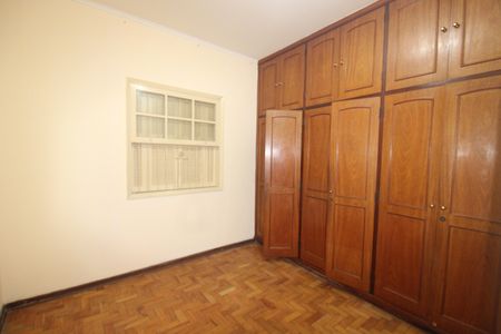 Casa à venda com 265m², 8 quartos e 5 vagasCasa 2 - Quarto 4