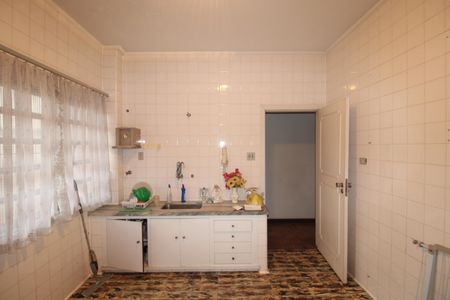 Casa à venda com 265m², 8 quartos e 5 vagasCasa 1 - Cozinha