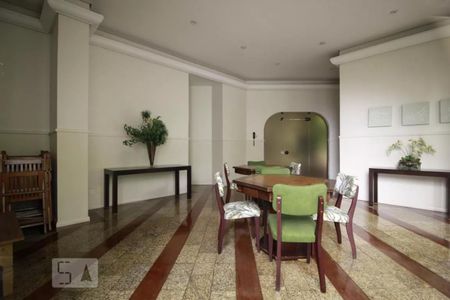 Apartamento para alugar com 168m², 4 quartos e 3 vagas Apartamento para alugar com 168m², 4 quartos e 3 vagasÁrea comum - Salão de festas