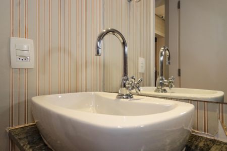 Apartamento para alugar com 168m², 4 quartos e 3 vagas Apartamento para alugar com 168m², 4 quartos e 3 vagasLavabo