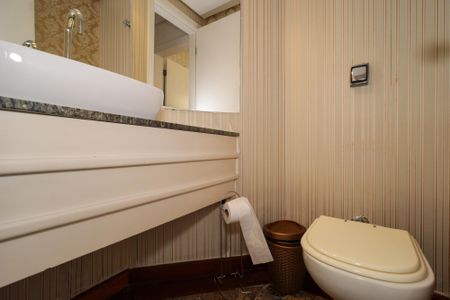 Apartamento para alugar com 168m², 4 quartos e 3 vagas Apartamento para alugar com 168m², 4 quartos e 3 vagasLavabo