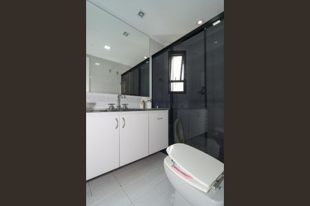 Apartamento para alugar com 168m², 4 quartos e 3 vagas Apartamento para alugar com 168m², 4 quartos e 3 vagasBanheiro da Suíte 3