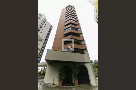 Apartamento para alugar com 168m², 4 quartos e 3 vagas Apartamento para alugar com 168m², 4 quartos e 3 vagasFachada