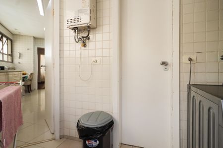 Apartamento para alugar com 168m², 4 quartos e 3 vagas Apartamento para alugar com 168m², 4 quartos e 3 vagasÁrea de Serviço