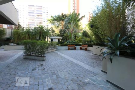 Apartamento para alugar com 168m², 4 quartos e 3 vagas Apartamento para alugar com 168m², 4 quartos e 3 vagasÁrea comum