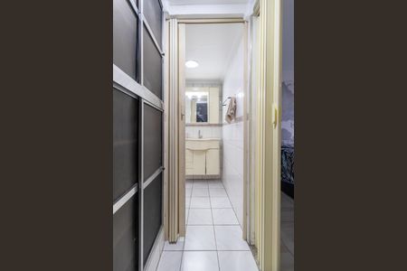 Apartamento à venda com 52m², 2 quartos e 1 vaga Apartamento à venda com 52m², 2 quartos e 1 vagaBanheiro