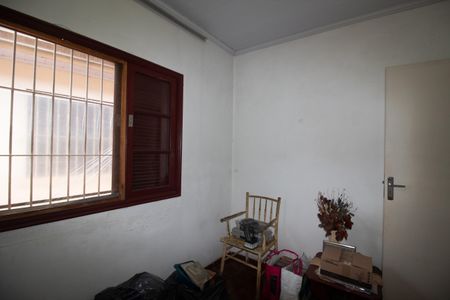 Casa à venda com 217m², 5 quartos e 2 vagas Casa à venda com 217m², 5 quartos e 2 vagasQuarto 2