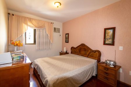 Apartamento à venda com 156m², 3 quartos e 2 vagasSuíte