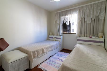 Apartamento à venda com 156m², 3 quartos e 2 vagasQuarto 1