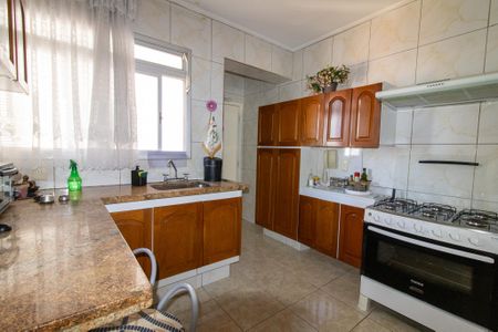 Apartamento à venda com 156m², 3 quartos e 2 vagasCozinha