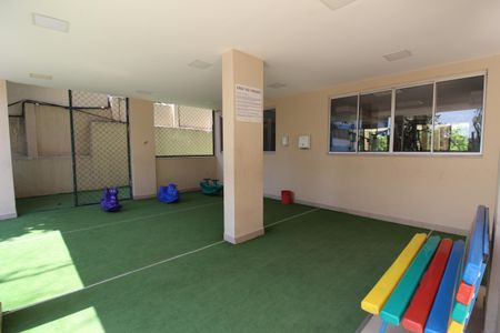 Apartamento à venda com 69m², 2 quartos e sem vagaÁrea Comum - Playground