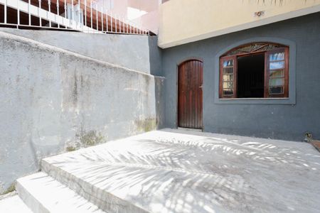 Casa à venda com 500m², 3 quartos e 4 vagas Casa à venda com 500m², 3 quartos e 4 vagasCasa 1 - Entrada