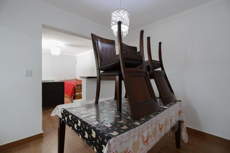 Casa à venda com 500m², 3 quartos e 4 vagas Casa à venda com 500m², 3 quartos e 4 vagasCasa 2 - Sala de jantar