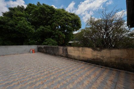 Casa à venda com 500m², 3 quartos e 4 vagas Casa à venda com 500m², 3 quartos e 4 vagasCasa 1 - Terraço