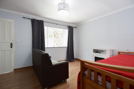 Casa à venda com 500m², 3 quartos e 4 vagas Casa à venda com 500m², 3 quartos e 4 vagasCasa 2 - Sala de estar