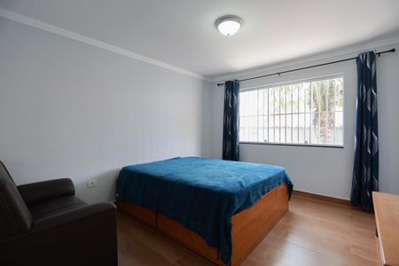 Casa à venda com 500m², 3 quartos e 4 vagas Casa à venda com 500m², 3 quartos e 4 vagasCasa 2 - Quarto