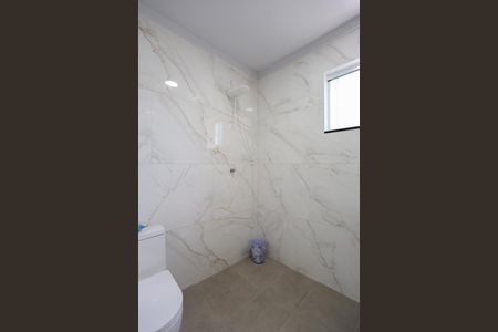 Casa à venda com 500m², 3 quartos e 4 vagas Casa à venda com 500m², 3 quartos e 4 vagasCasa 2 - Banheiro