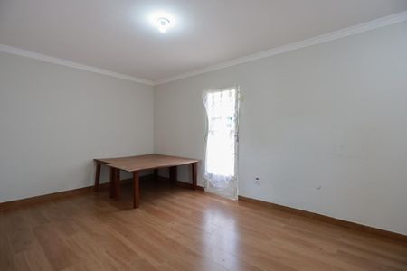 Casa à venda com 500m², 3 quartos e 4 vagas Casa à venda com 500m², 3 quartos e 4 vagasCasa 1 - Cozinha