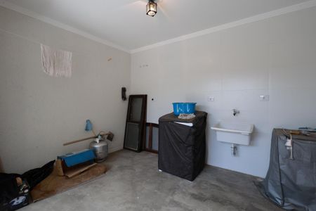 Casa à venda com 500m², 3 quartos e 4 vagas Casa à venda com 500m², 3 quartos e 4 vagasCasa 2 - Área de serviço