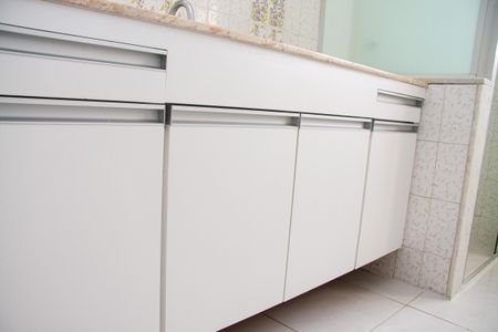 Apartamento à venda com 91m², 2 quartos e 1 vagaBanheiro Social