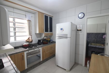 Apartamento à venda com 72m², 2 quartos e sem vagaCozinha