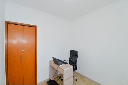 Casa à venda com 180m², 3 quartos e 2 vagasSuíte 2