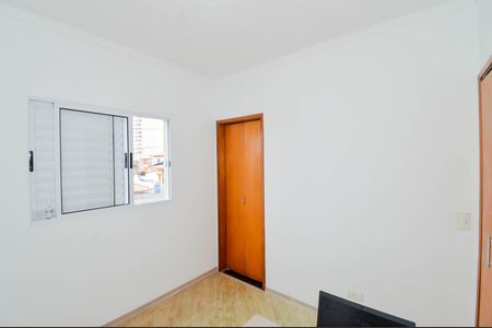 Casa à venda com 180m², 3 quartos e 2 vagasSuíte 2