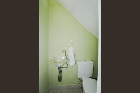 Casa à venda com 180m², 3 quartos e 2 vagasÁrea de Serviço - Banheiro