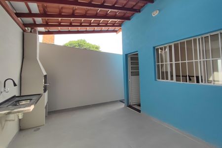 Casa à venda com 122m², 3 quartos e 2 vagas Casa à venda com 122m², 3 quartos e 2 vagasÁrea gourmet