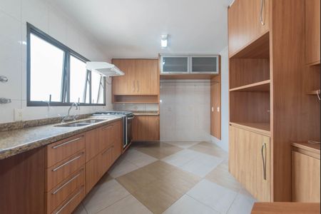 Apartamento à venda com 147m², 3 quartos e 2 vagas Apartamento à venda com 147m², 3 quartos e 2 vagasCozinha