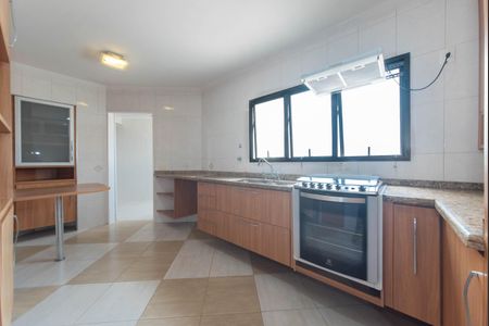 Apartamento à venda com 147m², 3 quartos e 2 vagas Apartamento à venda com 147m², 3 quartos e 2 vagasCozinha