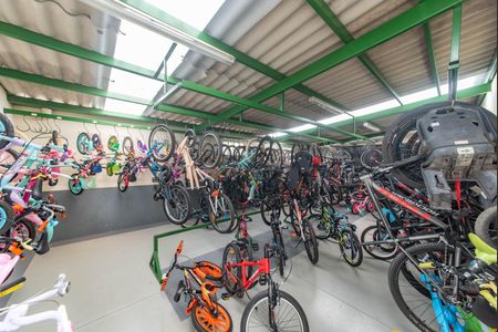 Apartamento à venda com 147m², 3 quartos e 2 vagas Apartamento à venda com 147m², 3 quartos e 2 vagasBicicletario