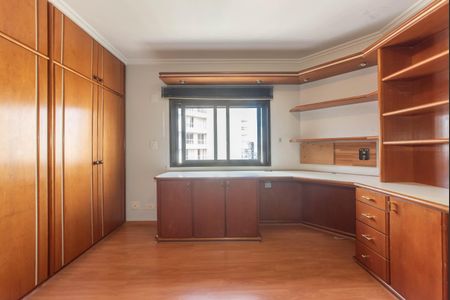 Apartamento à venda com 147m², 3 quartos e 2 vagas Apartamento à venda com 147m², 3 quartos e 2 vagasQuarto 2