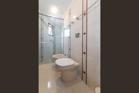 Apartamento à venda com 147m², 3 quartos e 2 vagas Apartamento à venda com 147m², 3 quartos e 2 vagasBanheiro da Suíte