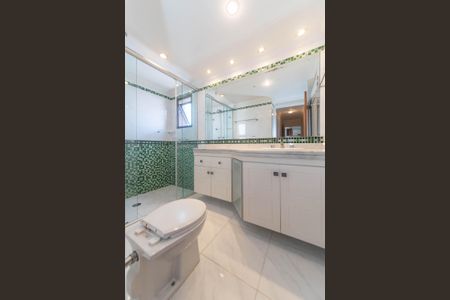 Apartamento à venda com 147m², 3 quartos e 2 vagas Apartamento à venda com 147m², 3 quartos e 2 vagasBanheiro Social