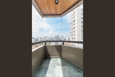 Apartamento à venda com 147m², 3 quartos e 2 vagas Apartamento à venda com 147m², 3 quartos e 2 vagasSacada da Suíte