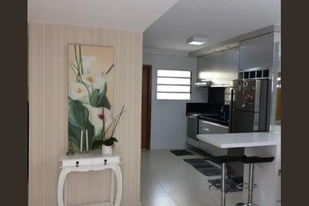 Casa à venda com 118m², 3 quartos e 4 vagas Casa à venda com 118m², 3 quartos e 4 vagasFoto 04