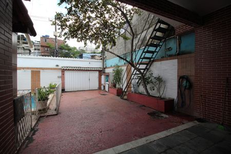 Casa à venda com 260m², 5 quartos e 3 vagasGaragem