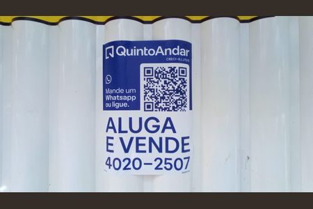 Casa à venda com 260m², 5 quartos e 3 vagas Casa à venda com 260m², 5 quartos e 3 vagasPlaca