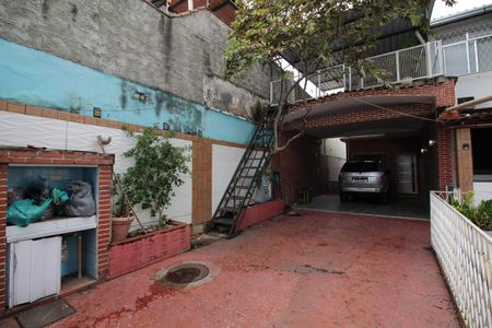 Casa à venda com 260m², 5 quartos e 3 vagasGaragem