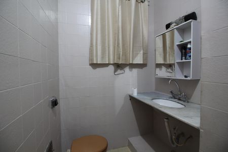Casa à venda com 260m², 5 quartos e 3 vagasBanheiro Social