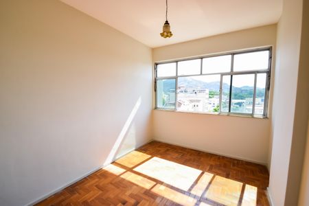 Apartamento à venda com 90m², 4 quartos e 1 vagaQuarto 1