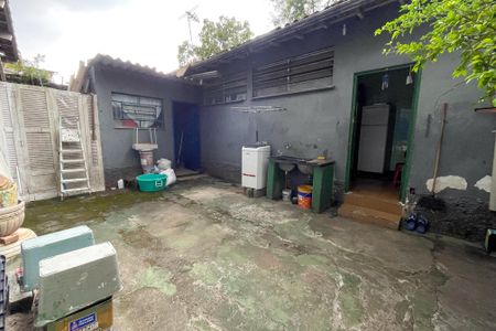 Casa à venda com 360m², 3 quartos e 3 vagas Casa à venda com 360m², 3 quartos e 3 vagasLavanderia